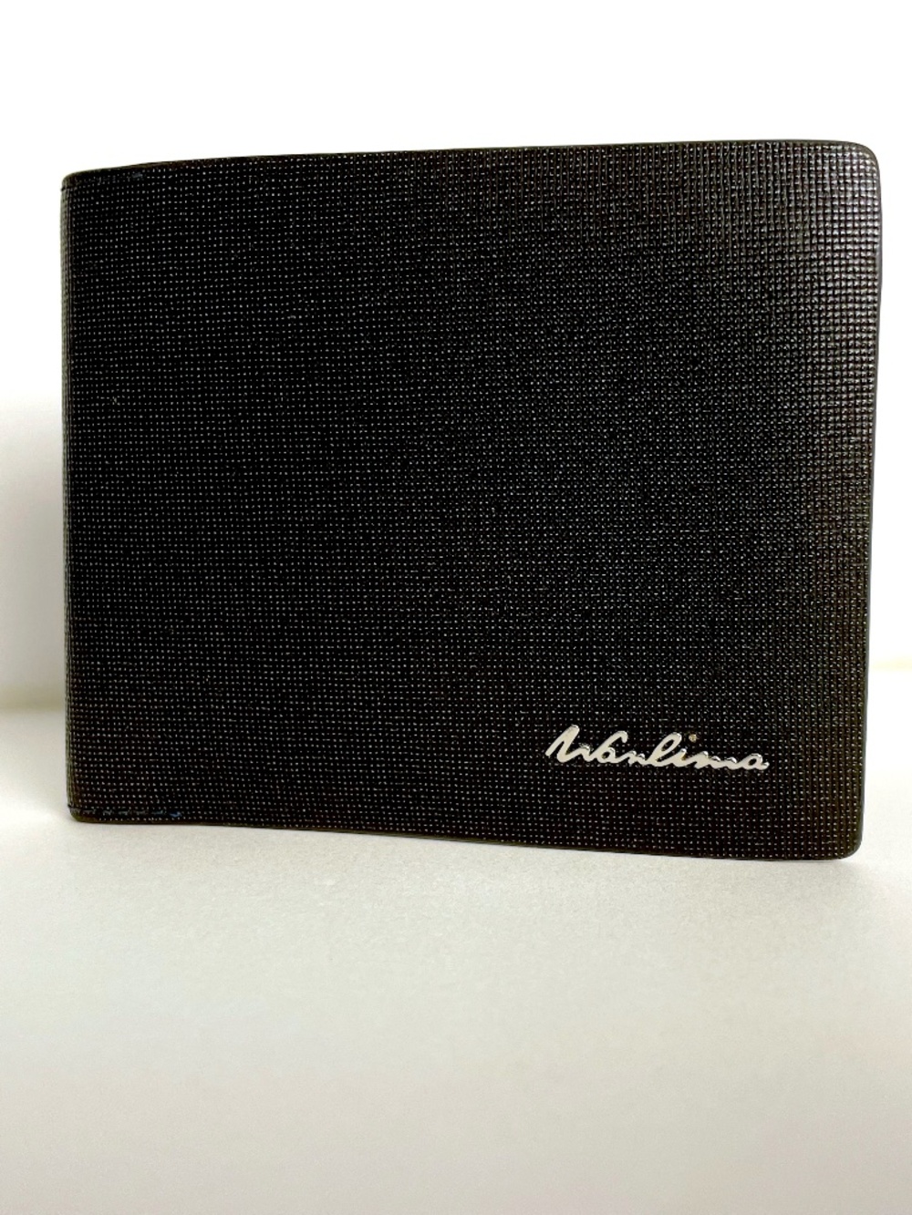 WANLIMA LEATHER WALLET NWOT